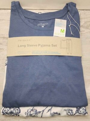 Full sleeves cuffed leg